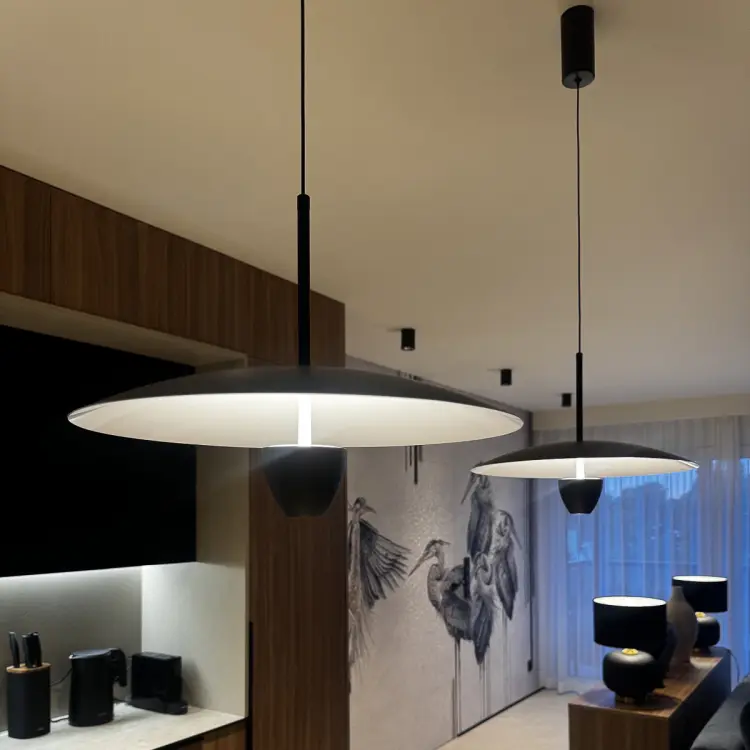 lampa-wiszaca-ufo-m-czarna-led-cct (1).jpg